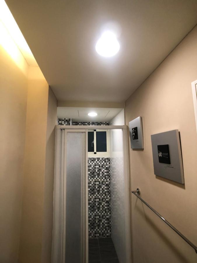 Apartament 逢甲柏斯青年旅棧 Taizhong Zewnętrze zdjęcie