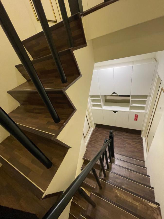 Apartament 逢甲柏斯青年旅棧 Taizhong Zewnętrze zdjęcie