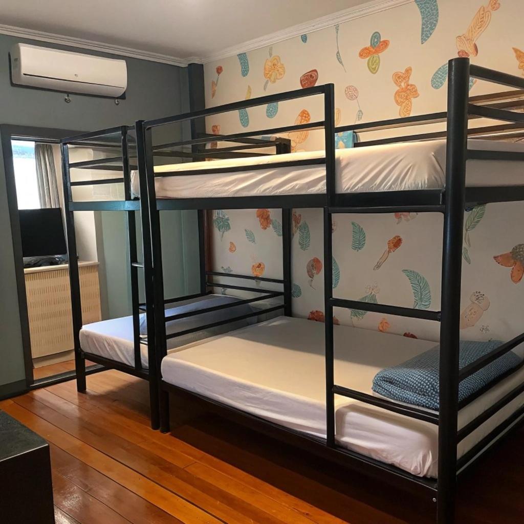 Apartament 逢甲柏斯青年旅棧 Taizhong Zewnętrze zdjęcie